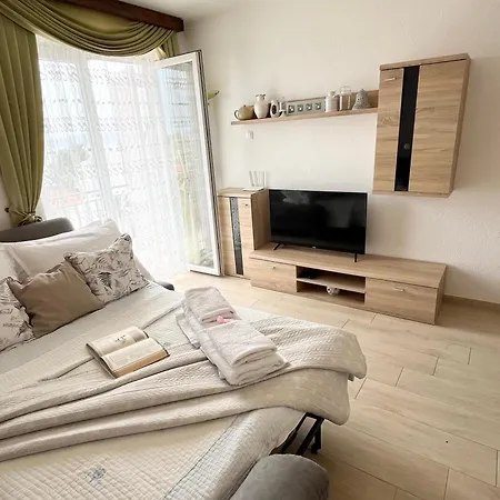 Irma Apartamento Baška Voda
