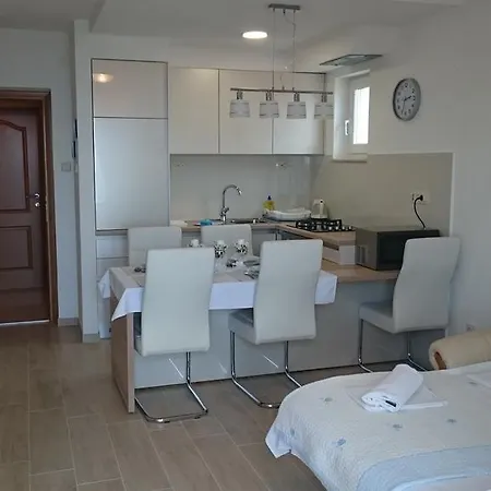 Irma Apartment *